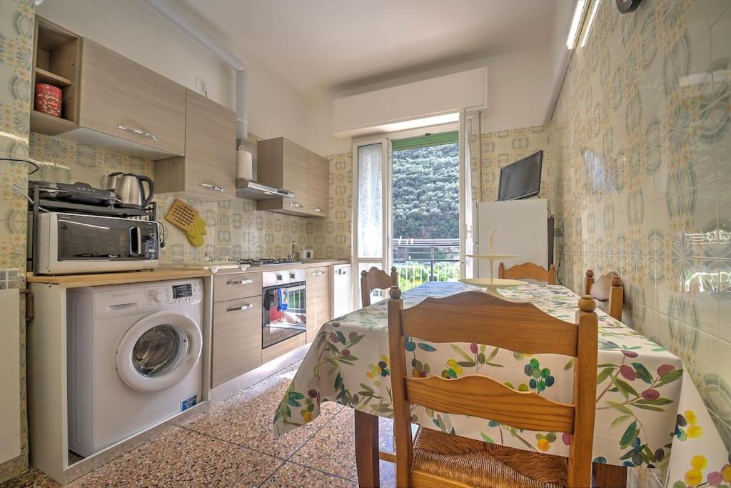 Mariani'S Home Finale Ligure Exterior photo